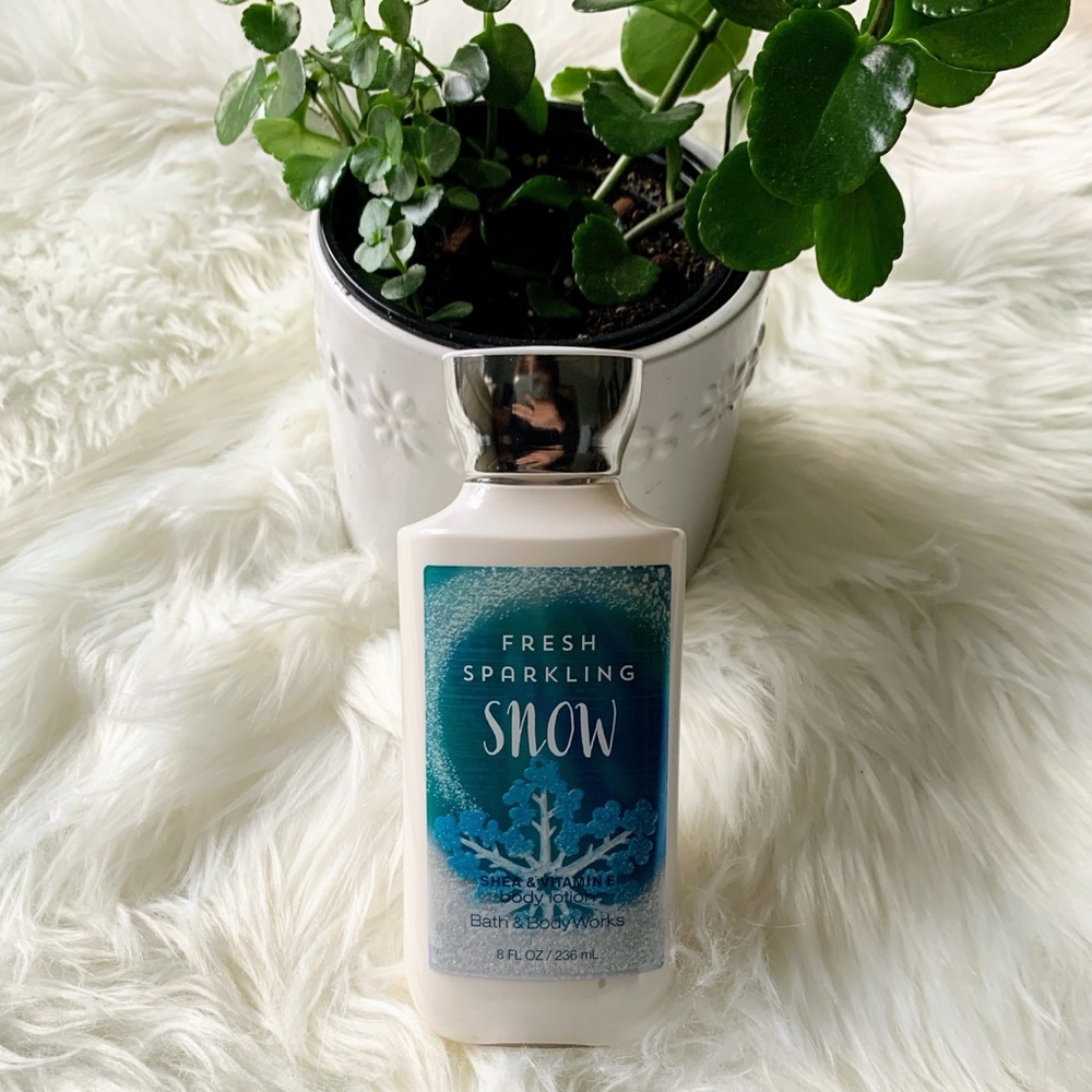 NWT BBW Bath & Body Works Fresh Sparkling Snow Shea & Vitamins Body Lotion Cream